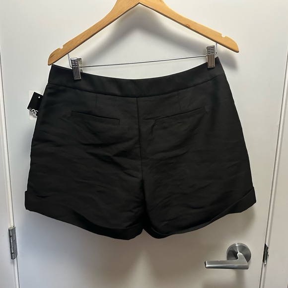 KATE SPSDE Dress Shorts - Picture 2 of 4